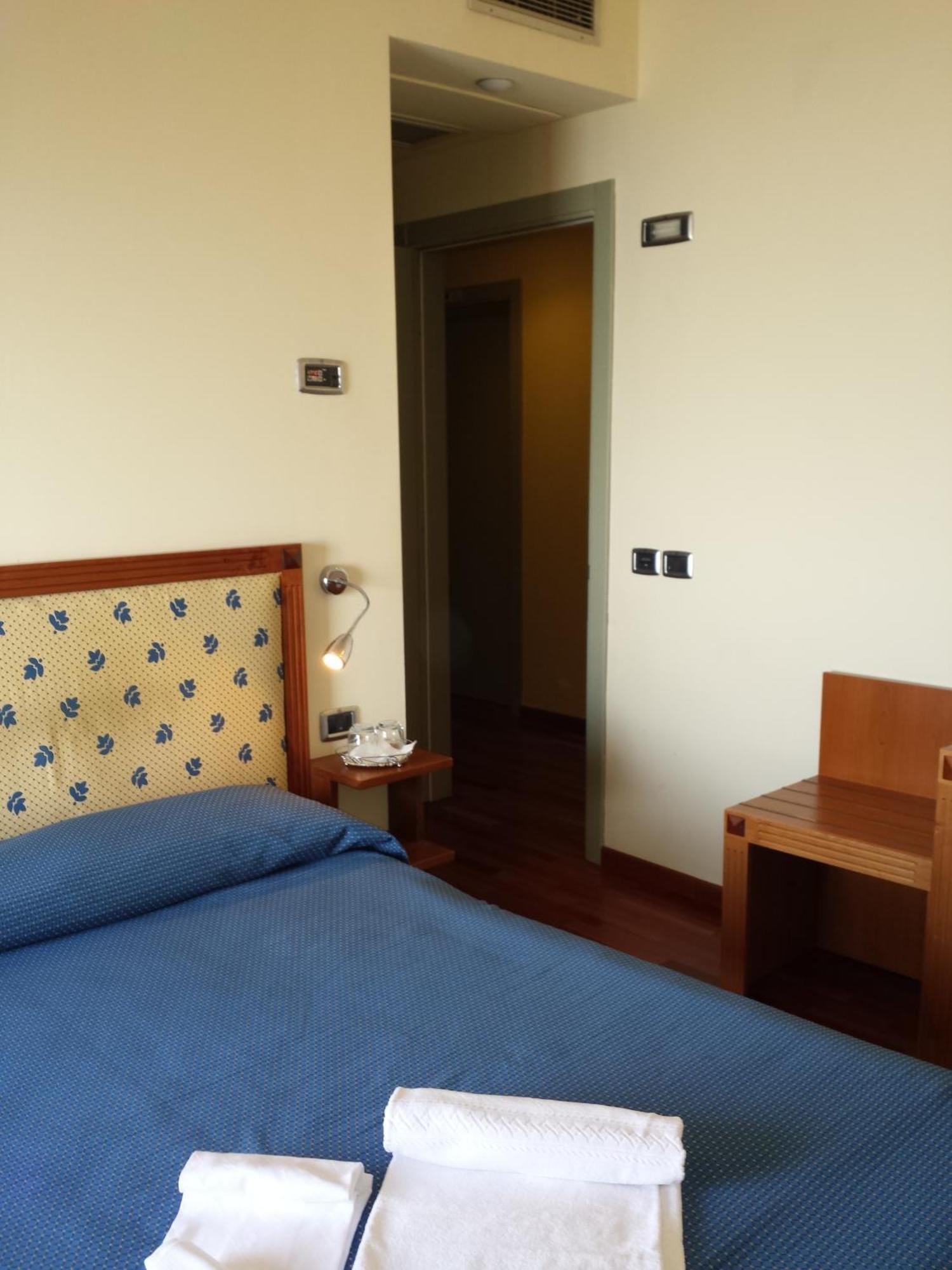 Hotel Il Castellaccio Piccione Cameră foto