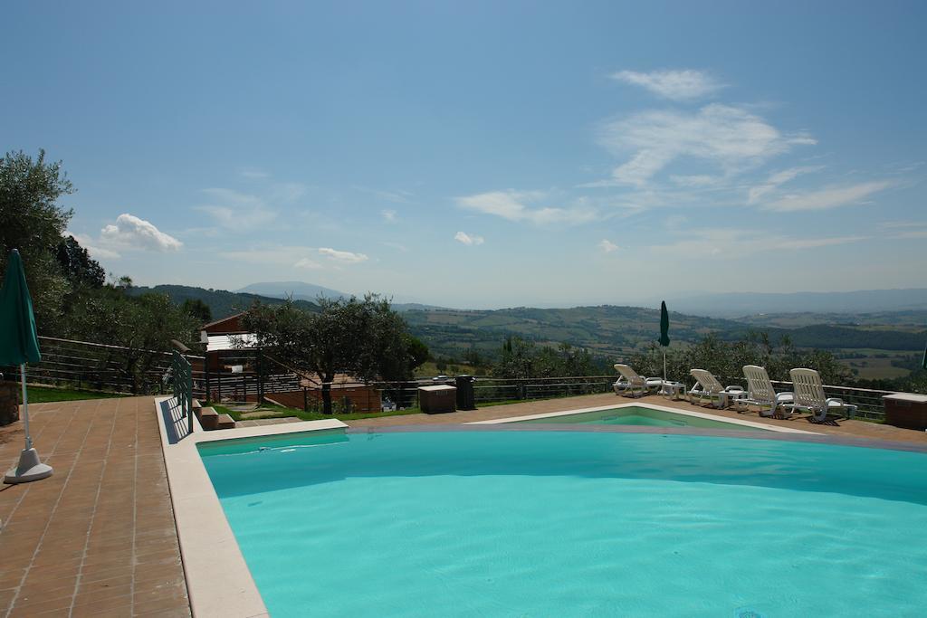 Hotel Il Castellaccio Piccione Exterior foto