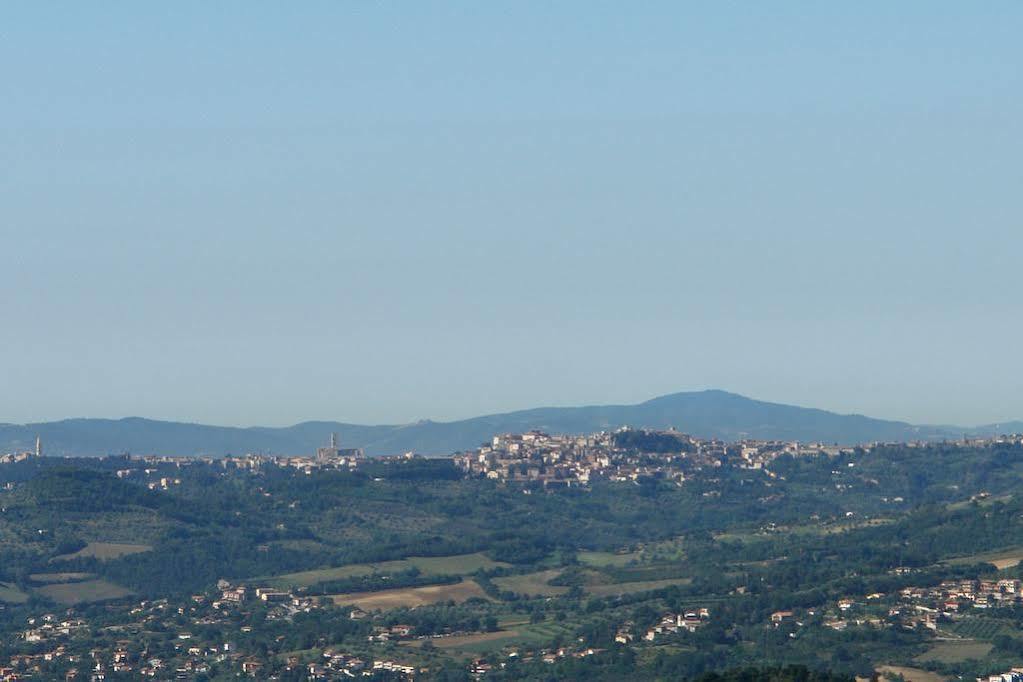 Hotel Il Castellaccio Piccione Exterior foto